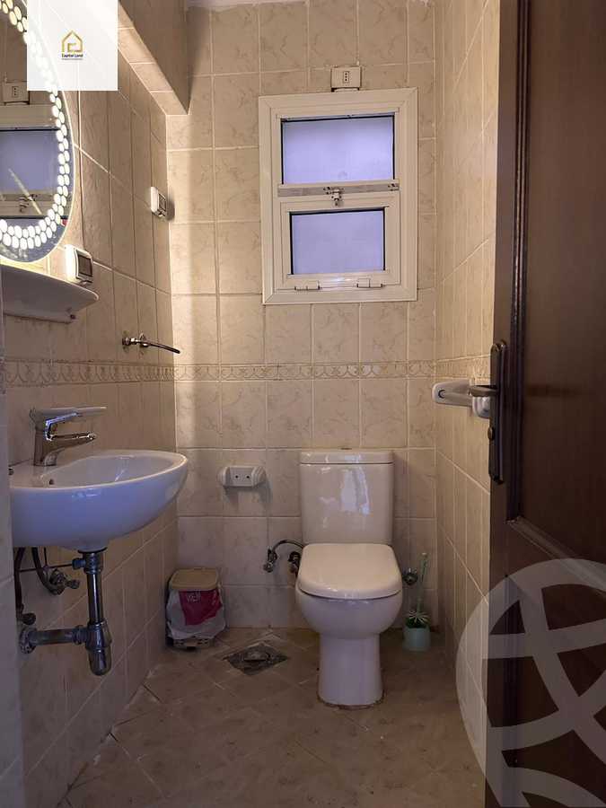 https://aqarmap.com.eg/ar/listing/5763284-for-rent-cairo-new-cairo-lrhb-city-phase-8