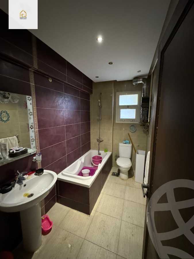 https://aqarmap.com.eg/en/listing/5764071-for-sale-cairo-new-cairo-lrhb-city-mtdd-lrhb-phase-8