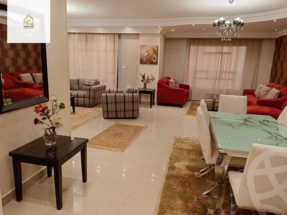 https://aqarmap.com.eg/ar/listing/5764337-for-sale-cairo-new-cairo-lrhb-city-phase-5-talaat-mostafa-st