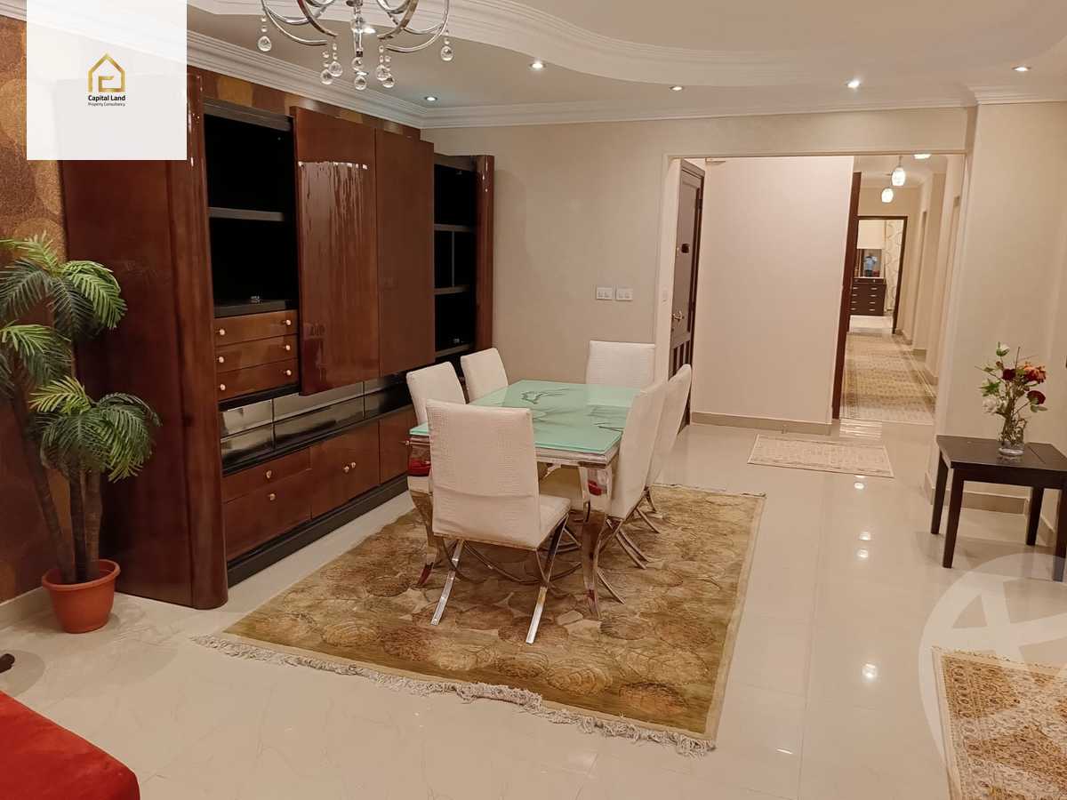 https://aqarmap.com.eg/ar/listing/5764337-for-sale-cairo-new-cairo-lrhb-city-phase-5-talaat-mostafa-st