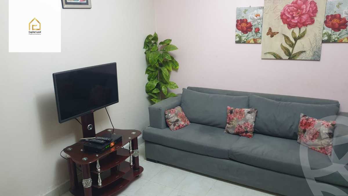 https://aqarmap.com.eg/en/listing/5778821-for-rent-cairo-new-cairo-lrhb-city-phase-5-ibn-al-nafees-st