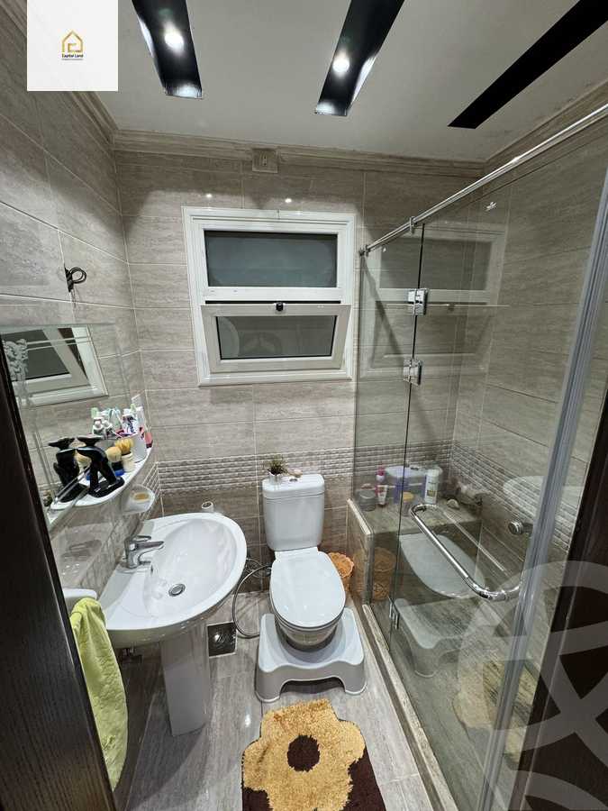 https://aqarmap.com.eg/en/listing/5781909-for-sale-cairo-new-cairo-lrhb-city-mtdd-lrhb-phase-7