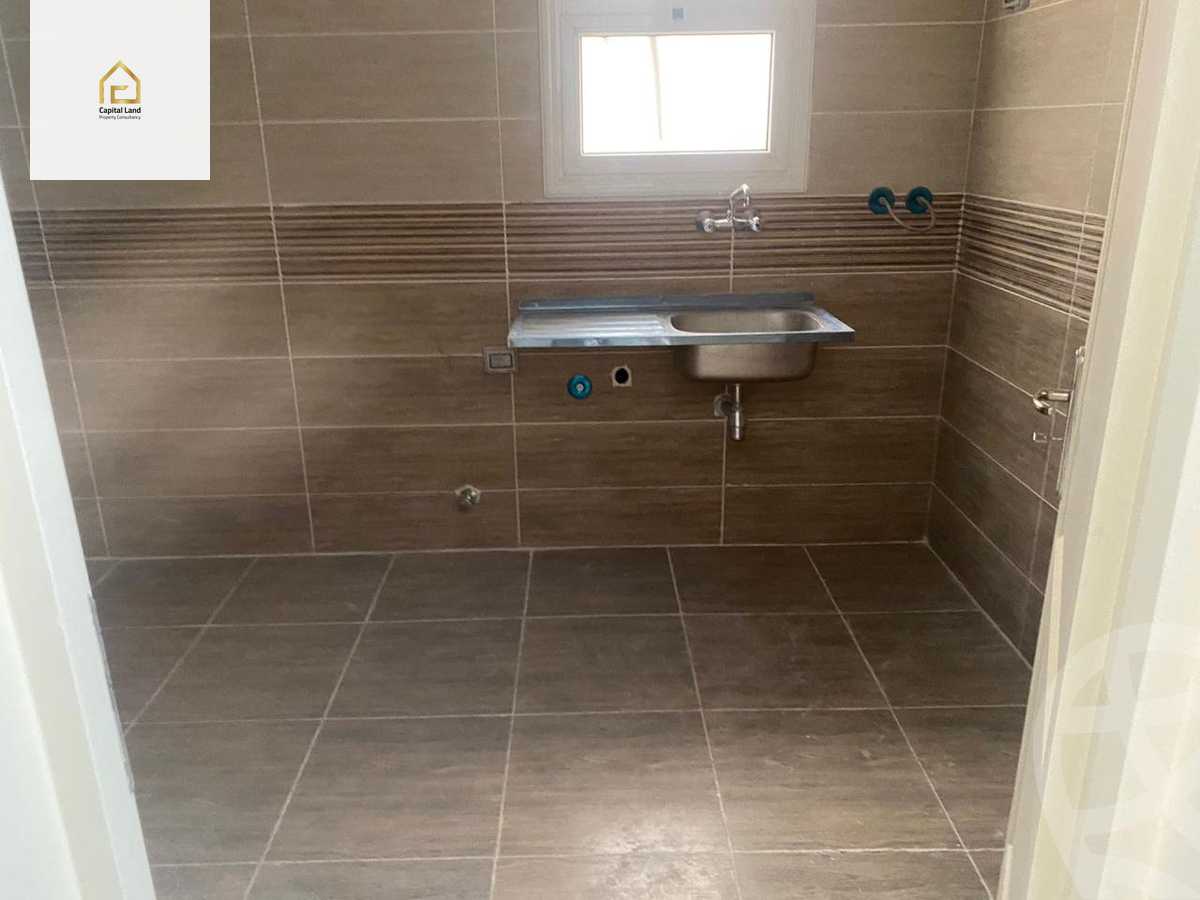 https://aqarmap.com.eg/en/listing/5786040-for-sale-cairo-new-cairo-lrhb-city-mtdd-lrhb-phase-7