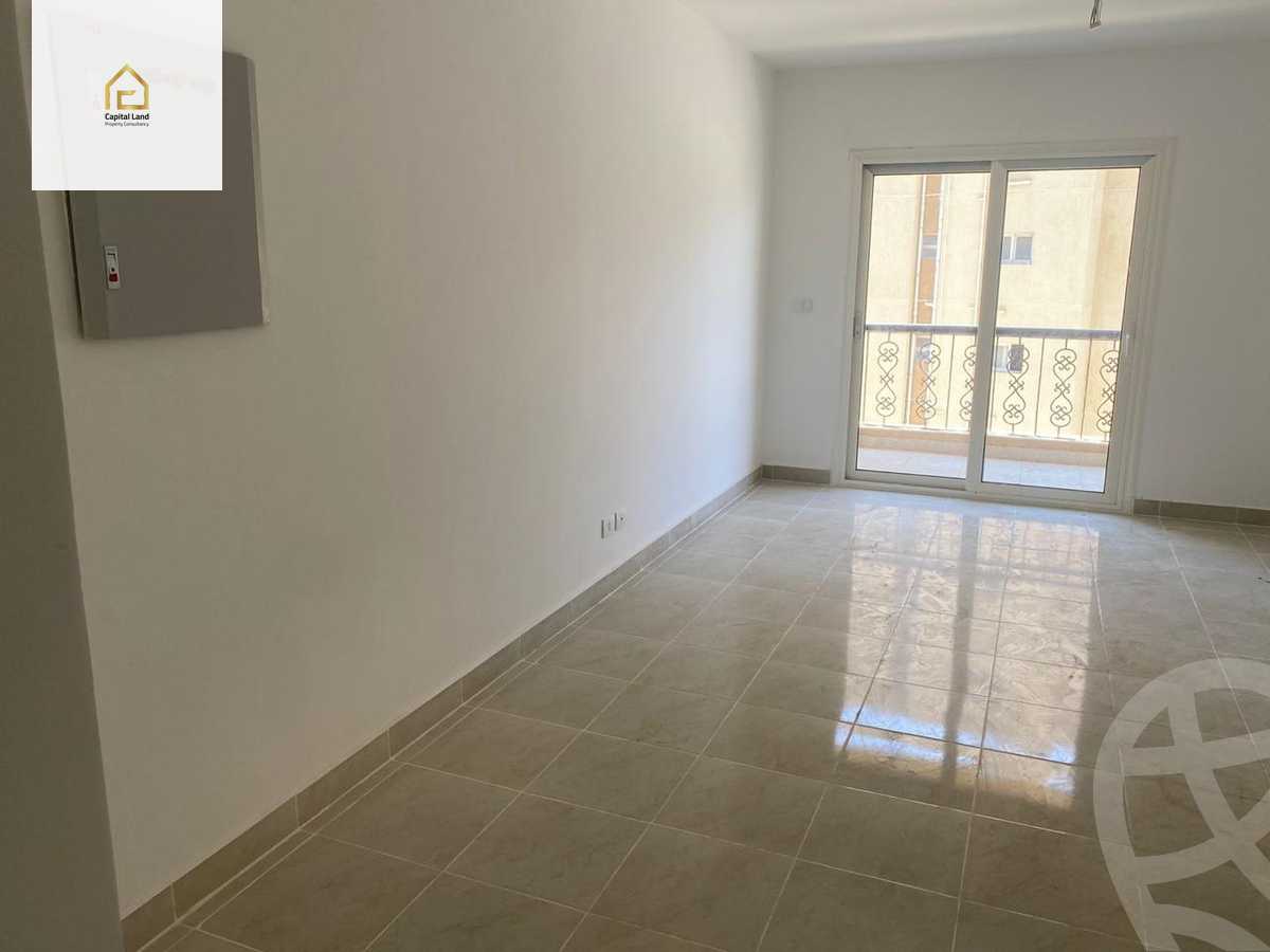 https://aqarmap.com.eg/en/listing/5786040-for-sale-cairo-new-cairo-lrhb-city-mtdd-lrhb-phase-7