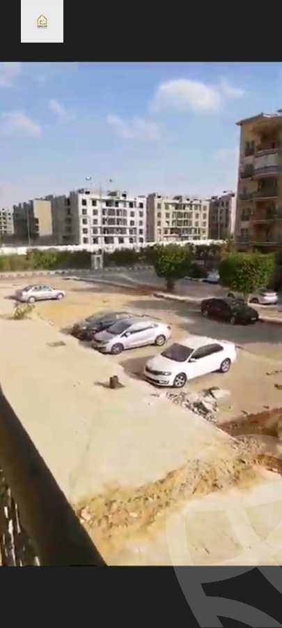 https://aqarmap.com.eg/en/listing/5791269-for-sale-cairo-new-cairo-lrhb-city-mtdd-lrhb-phase-8