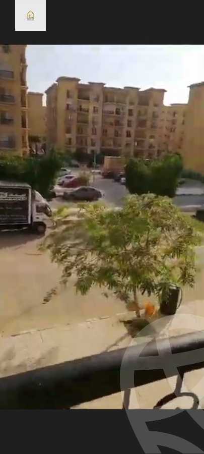 https://aqarmap.com.eg/en/listing/5791269-for-sale-cairo-new-cairo-lrhb-city-mtdd-lrhb-phase-8