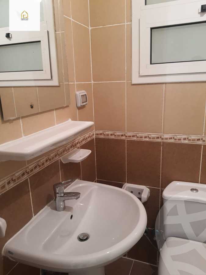 https://aqarmap.com.eg/en/listing/5794432-for-sale-cairo-new-cairo-lrhb-city-mtdd-lrhb-phase-7