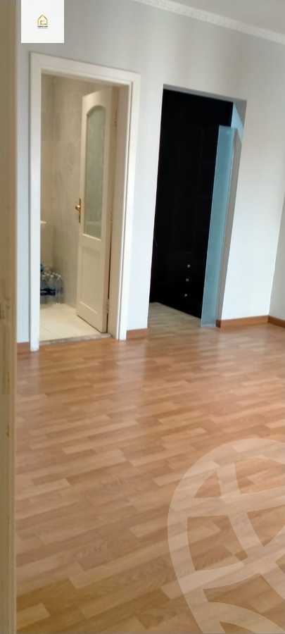 https://aqarmap.com.eg/en/listing/5806114-for-rent-cairo-new-cairo-lrhb-city-phase-5-ibn-al-nafees-st