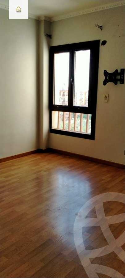 https://aqarmap.com.eg/en/listing/5806114-for-rent-cairo-new-cairo-lrhb-city-phase-5-ibn-al-nafees-st