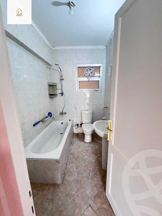 https://aqarmap.com.eg/en/listing/5807745-for-sale-cairo-new-cairo-lrhb-city-mtdd-lrhb-phase-9
