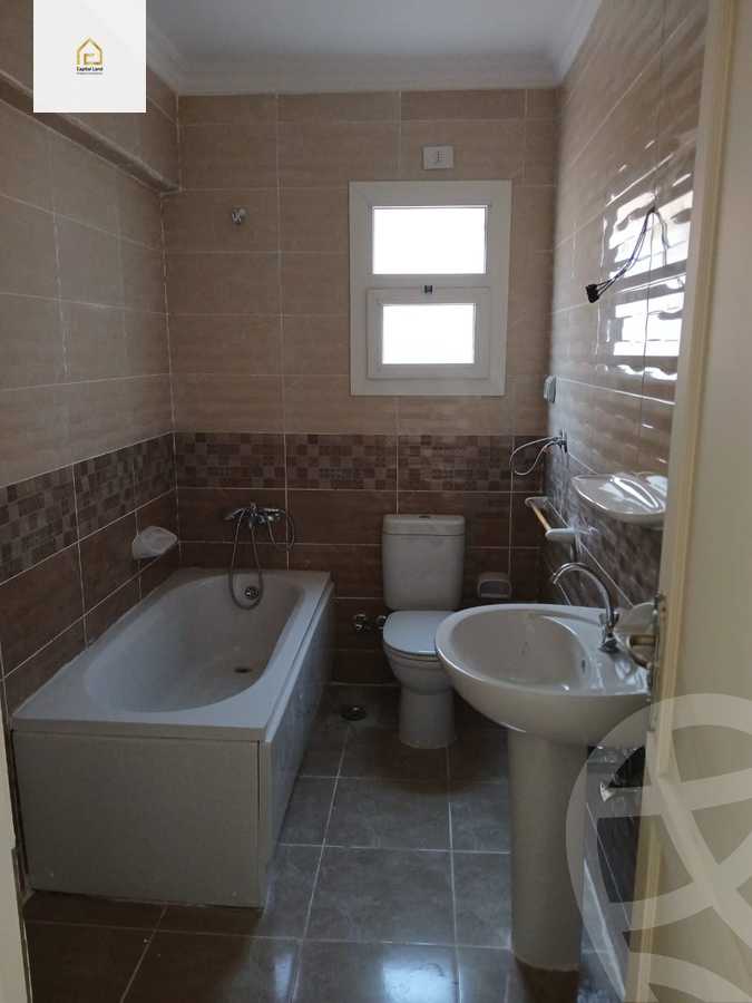 https://aqarmap.com.eg/en/listing/5810167-for-sale-cairo-new-cairo-lrhb-city-mtdd-lrhb-phase-7