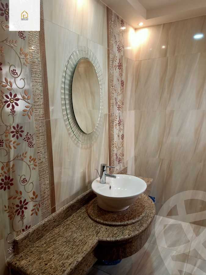 https://aqarmap.com.eg/en/listing/5814597-for-rent-cairo-new-cairo-lrhb-city-phase-4-mostafa-el-nahaas-st