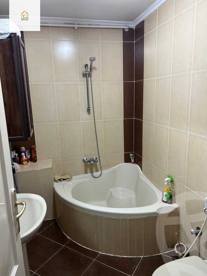 https://aqarmap.com.eg/en/listing/5819701-for-sale-cairo-new-cairo-lrhb-city-phase-2-amr-ibn-el-aas-st