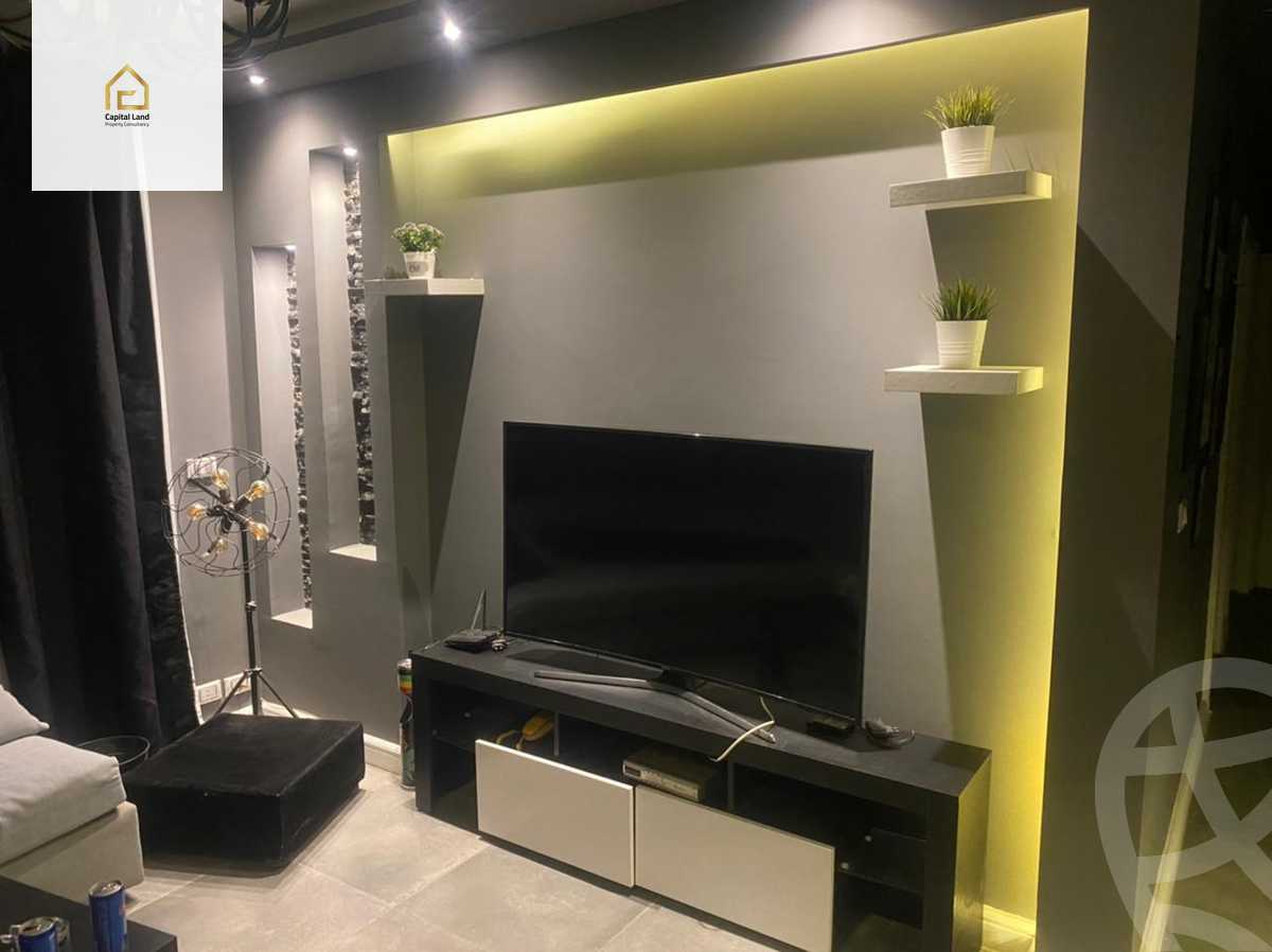 https://aqarmap.com.eg/en/listing/5826910-for-sale-cairo-new-cairo-lrhb-city-phase-1-ahmed-rami-st