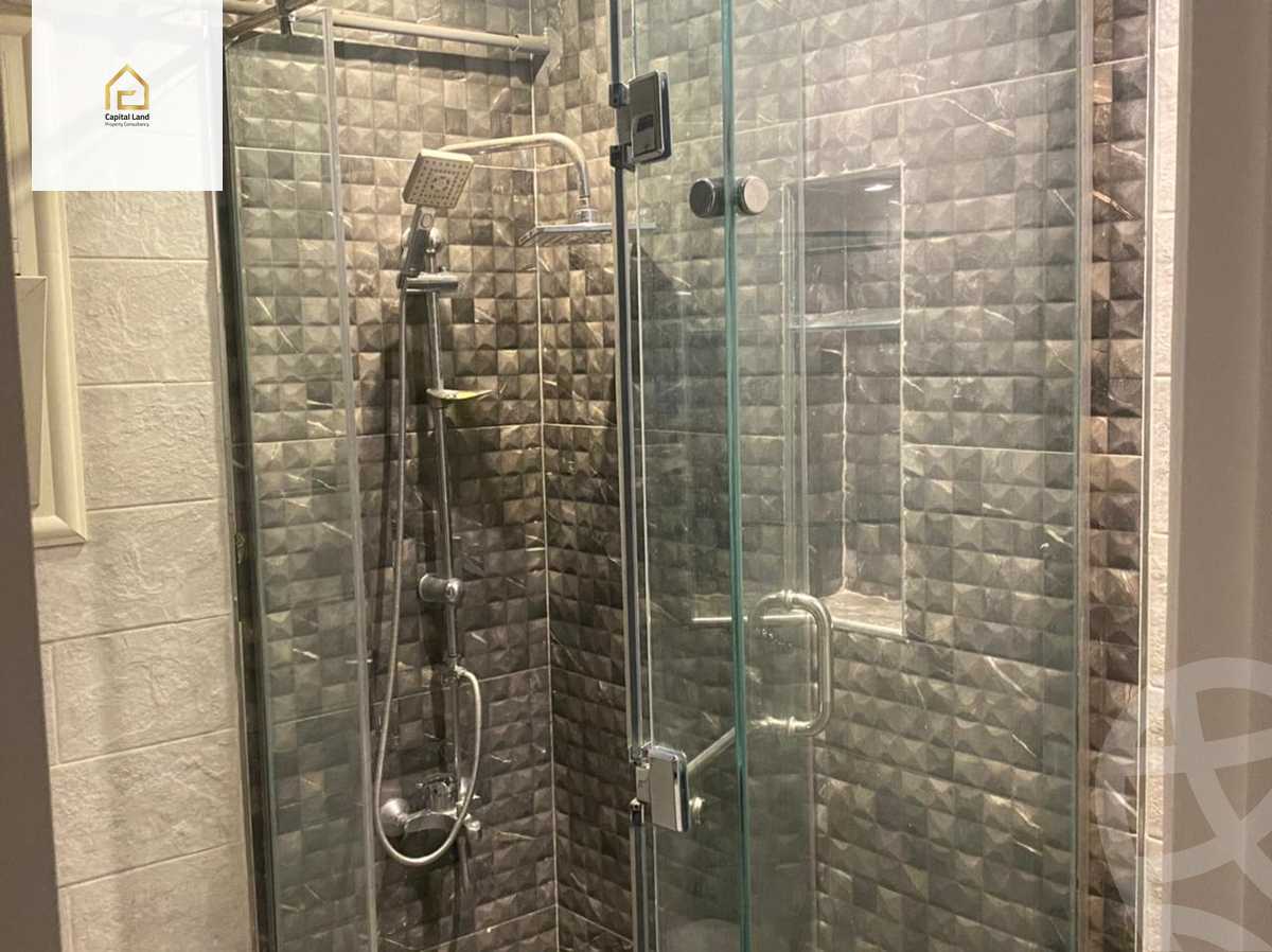https://aqarmap.com.eg/en/listing/5826910-for-sale-cairo-new-cairo-lrhb-city-phase-1-ahmed-rami-st