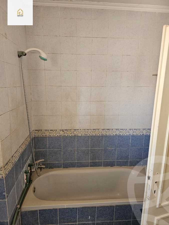 https://aqarmap.com.eg/en/listing/5831377-for-sale-cairo-new-cairo-lrhb-city-phase-4-mostafa-kamel-st