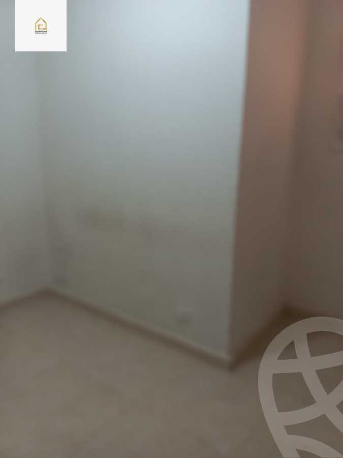 https://aqarmap.com.eg/ar/listing/5831387-for-sale-cairo-new-cairo-lrhb-city-phase-8