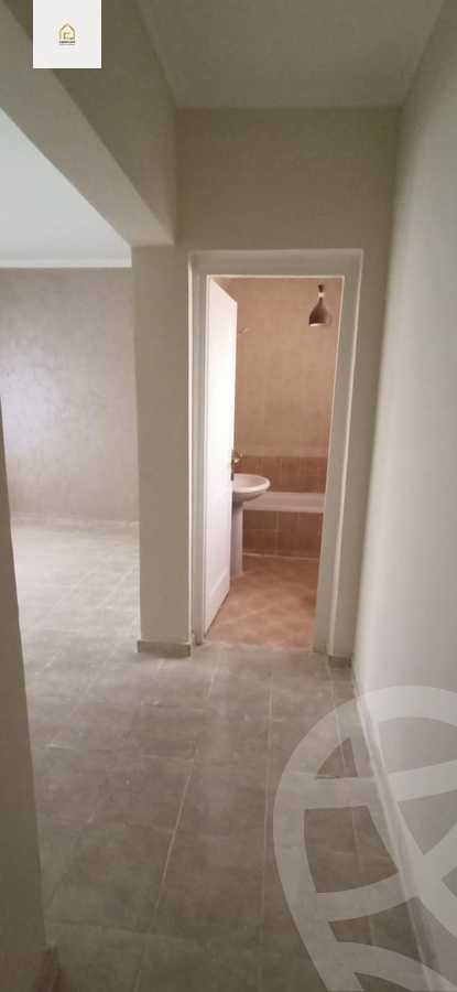 https://aqarmap.com.eg/en/listing/5834549-for-sale-cairo-new-cairo-lrhb-city-phase-5-ibn-al-nafees-st