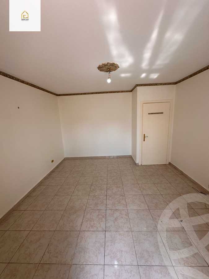 https://aqarmap.com.eg/en/listing/5835372-for-rent-cairo-new-cairo-lrhb-city-phase-4-mostafa-el-nahaas-st