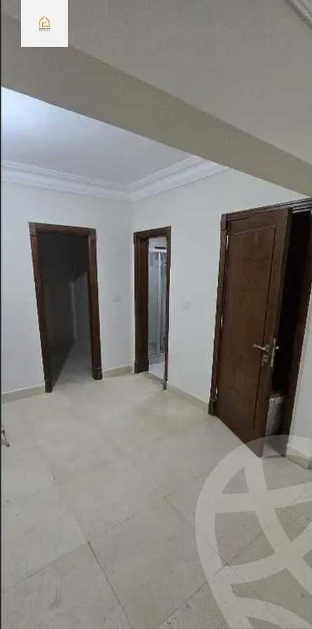 https://aqarmap.com.eg/en/listing/5836415-for-sale-cairo-new-cairo-lrhb-city-phase-8