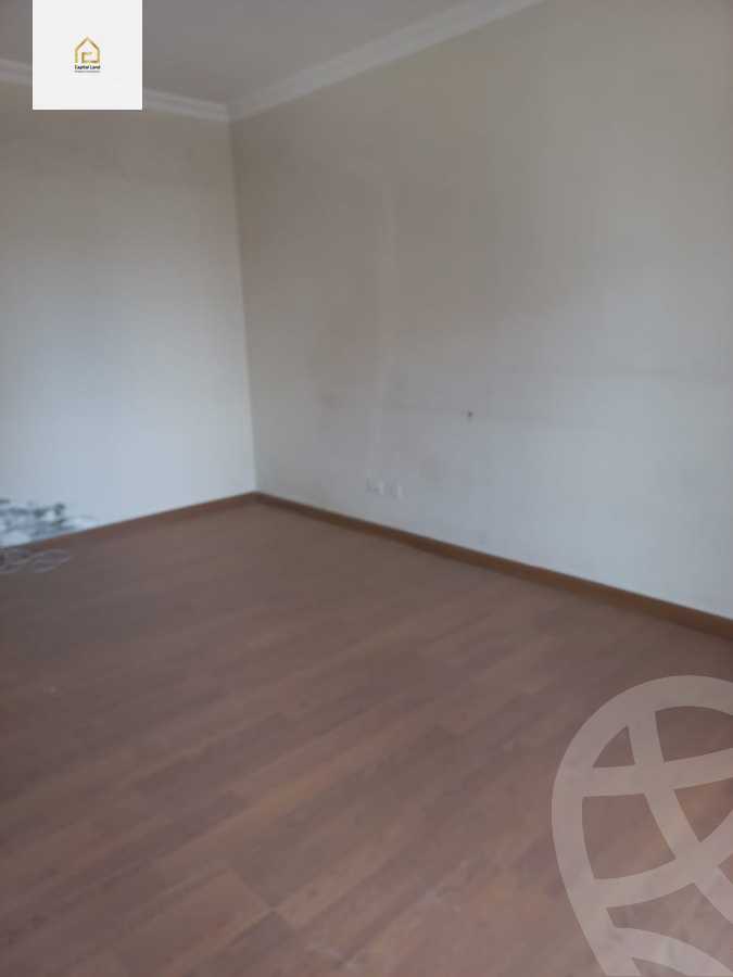 https://aqarmap.com.eg/en/listing/5839328-for-sale-cairo-new-cairo-lrhb-city-phase-8