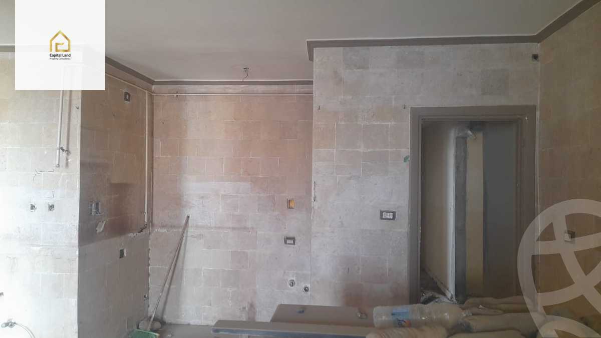 https://aqarmap.com.eg/en/listing/5854364-for-sale-cairo-new-cairo-lrhb-city-phase-2-amr-ibn-el-aas-st