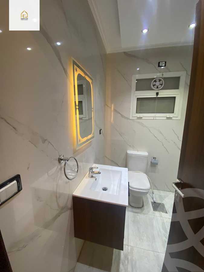 https://aqarmap.com.eg/en/listing/5863358-for-sale-cairo-new-cairo-lrhb-city-phase-4-mostafa-el-nahaas-st