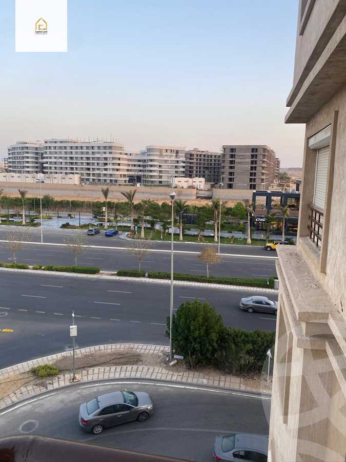 https://aqarmap.com.eg/en/listing/5863358-for-sale-cairo-new-cairo-lrhb-city-phase-4-mostafa-el-nahaas-st