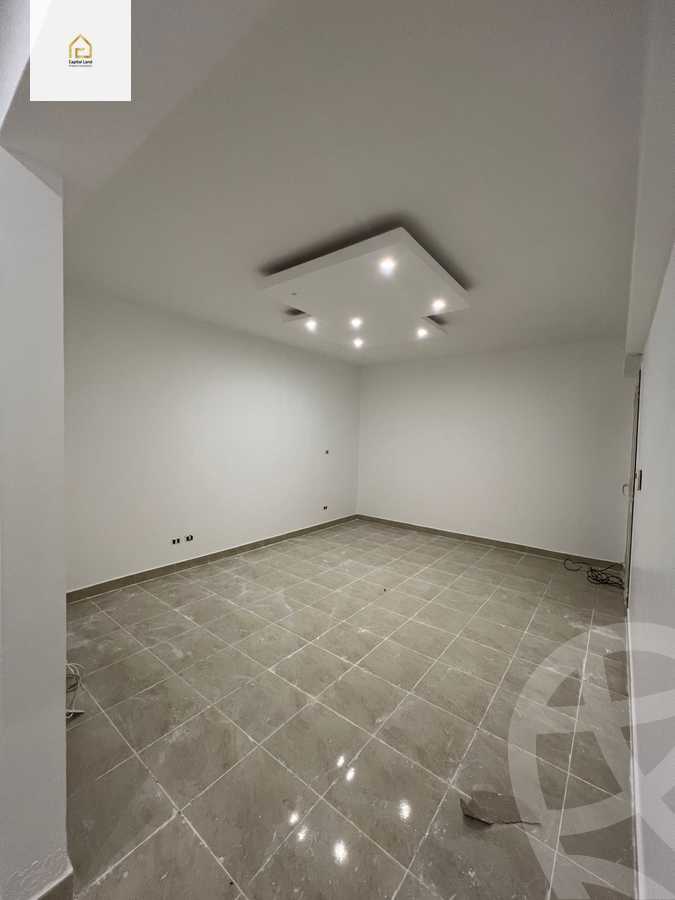 https://aqarmap.com.eg/en/listing/5863481-for-sale-cairo-new-cairo-lrhb-city-mtdd-lrhb-phase-7