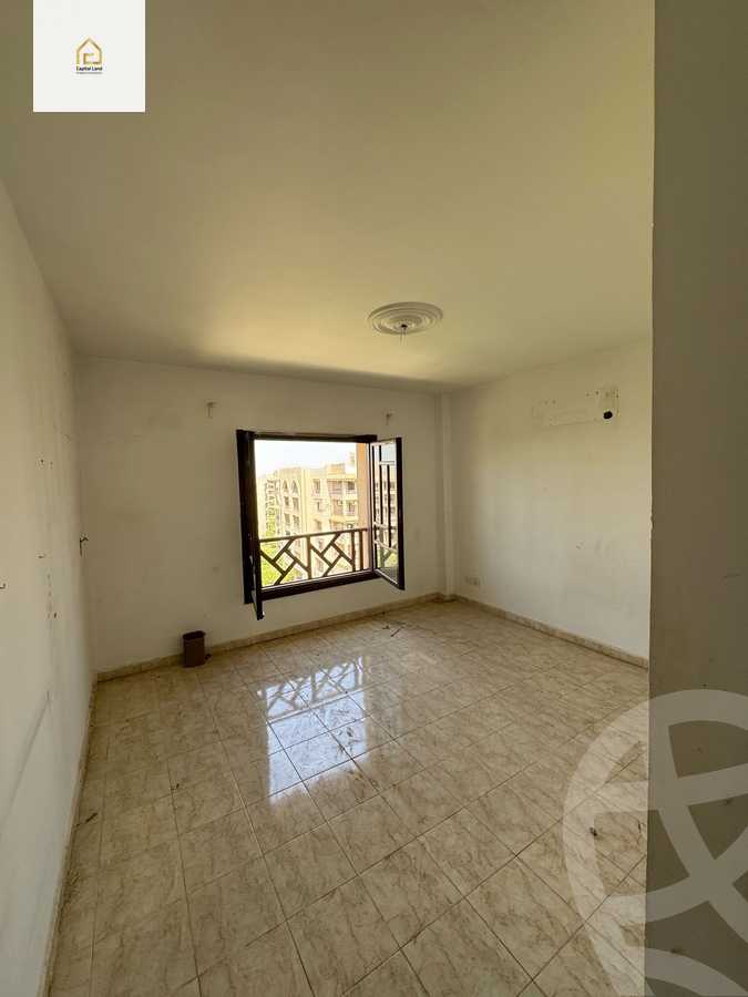 https://aqarmap.com.eg/en/listing/5864444-for-sale-cairo-new-cairo-lrhb-city-phase-5-talaat-mostafa-st