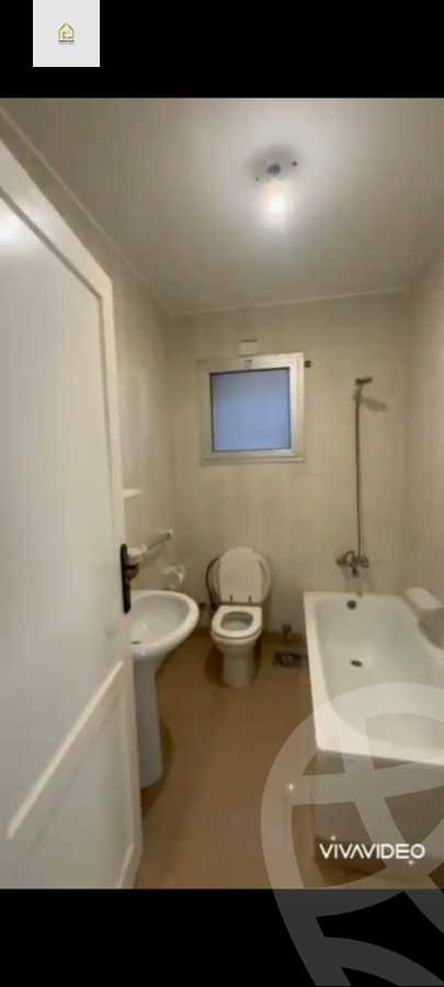 https://aqarmap.com.eg/ar/listing/5864845-for-sale-cairo-new-cairo-lrhb-city-phase-2-shr-tl-t-mstfy