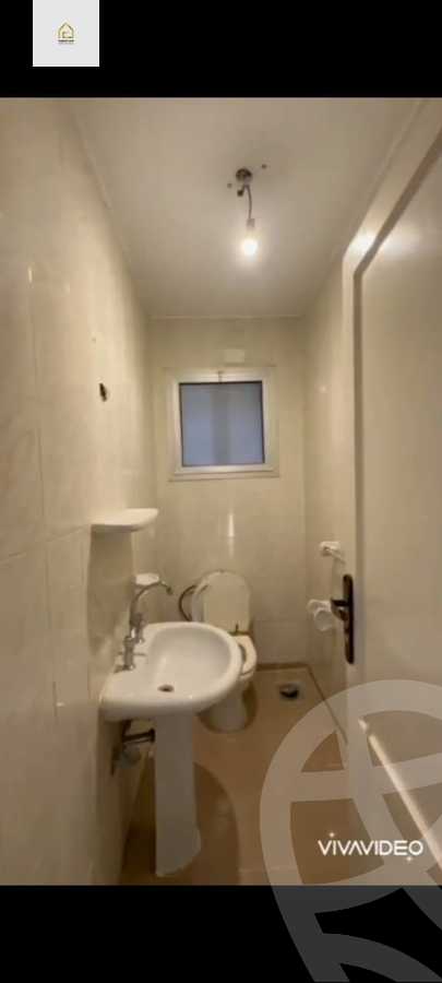 https://aqarmap.com.eg/ar/listing/5864845-for-sale-cairo-new-cairo-lrhb-city-phase-2-shr-tl-t-mstfy