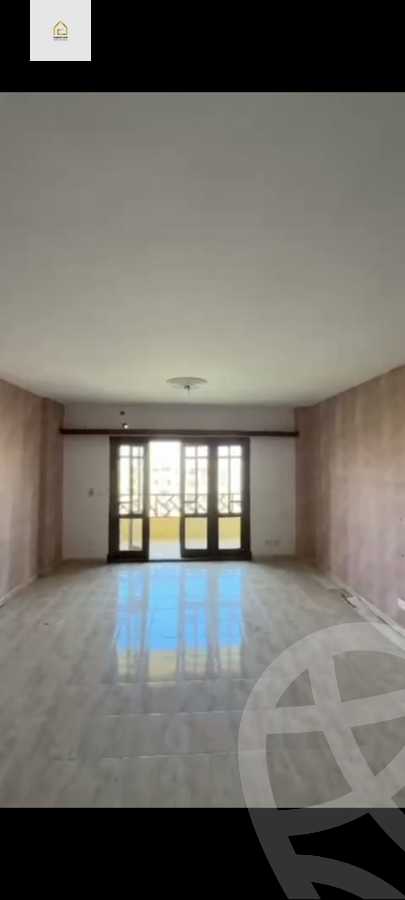 https://aqarmap.com.eg/en/listing/5864951-for-sale-cairo-new-cairo-lrhb-city-phase-5-ibn-al-nafees-st
