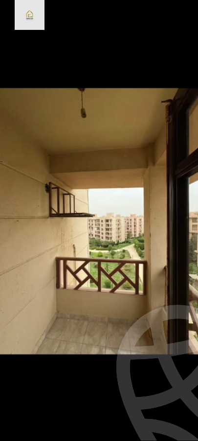 https://aqarmap.com.eg/en/listing/5864951-for-sale-cairo-new-cairo-lrhb-city-phase-5-ibn-al-nafees-st
