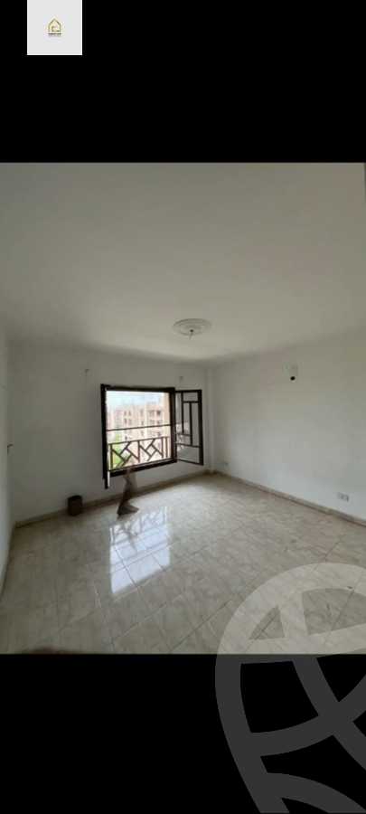 https://aqarmap.com.eg/en/listing/5864951-for-sale-cairo-new-cairo-lrhb-city-phase-5-ibn-al-nafees-st