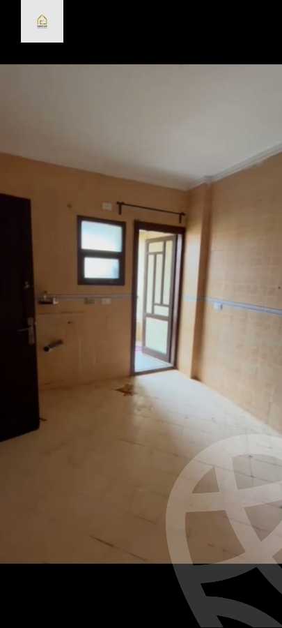 https://aqarmap.com.eg/en/listing/5864951-for-sale-cairo-new-cairo-lrhb-city-phase-5-ibn-al-nafees-st