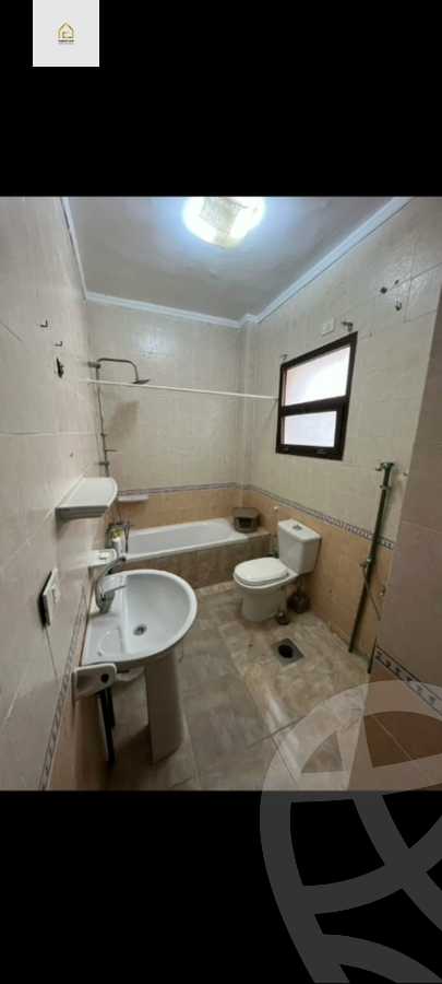 https://aqarmap.com.eg/en/listing/5864951-for-sale-cairo-new-cairo-lrhb-city-phase-5-ibn-al-nafees-st