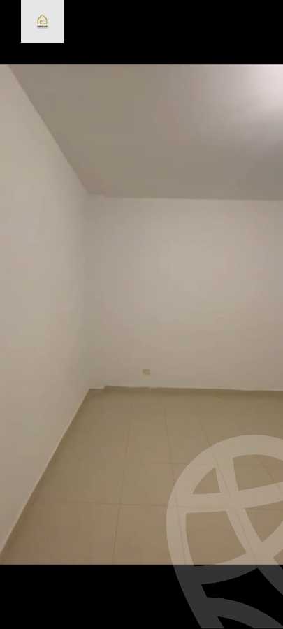 https://aqarmap.com.eg/en/listing/5867232-for-rent-cairo-new-cairo-lrhb-city-phase-4-mostafa-el-nahaas-st