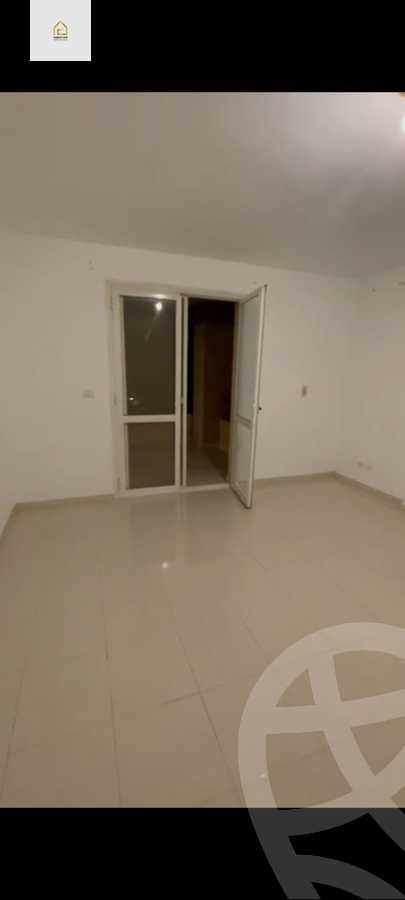 https://aqarmap.com.eg/en/listing/5867232-for-rent-cairo-new-cairo-lrhb-city-phase-4-mostafa-el-nahaas-st