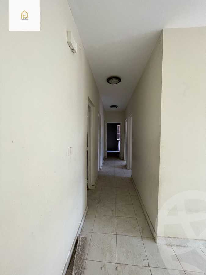 https://aqarmap.com.eg/en/listing/5870505-for-sale-cairo-new-cairo-lrhb-city-phase-4-mohammed-farid-st
