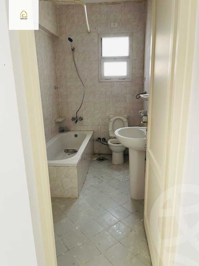 https://aqarmap.com.eg/en/listing/5872764-for-rent-cairo-new-cairo-lrhb-city-mtdd-lrhb-phase-9
