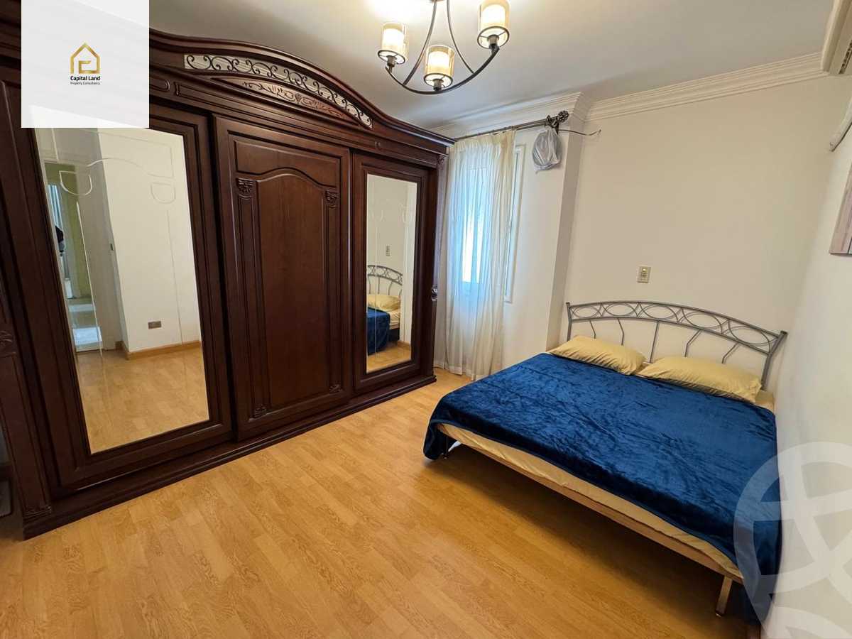 https://aqarmap.com.eg/en/listing/5873405-for-rent-cairo-new-cairo-lrhb-city-phase-4-mohammed-farid-st