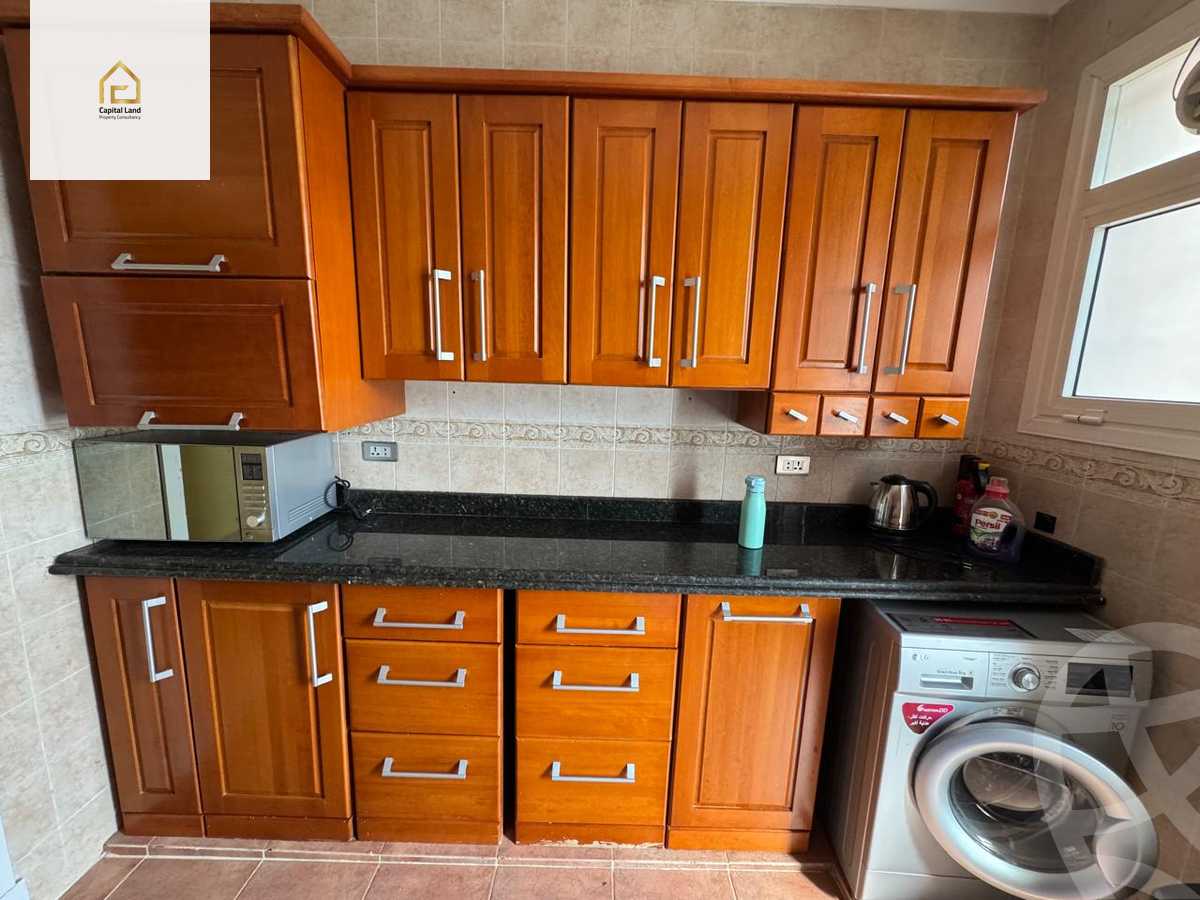 https://aqarmap.com.eg/en/listing/5873405-for-rent-cairo-new-cairo-lrhb-city-phase-4-mohammed-farid-st