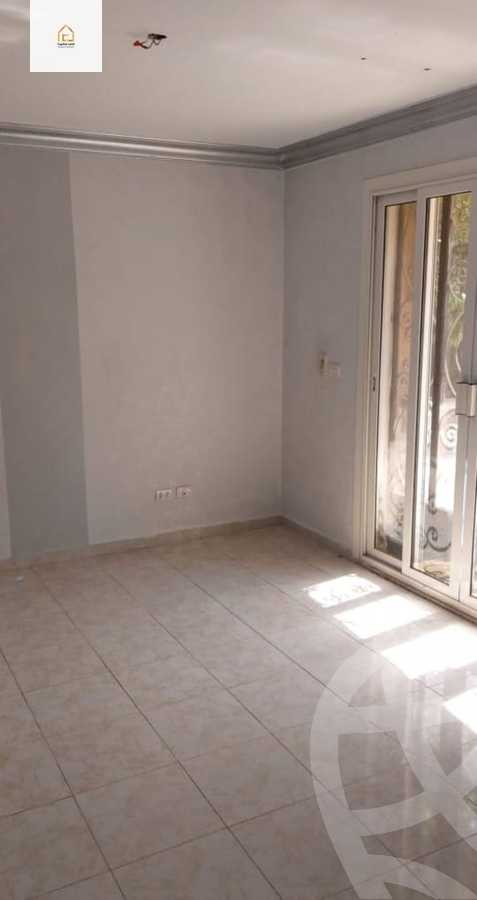 https://aqarmap.com.eg/en/listing/5873474-for-sale-cairo-new-cairo-lrhb-city-phase-4-mohammed-farid-st