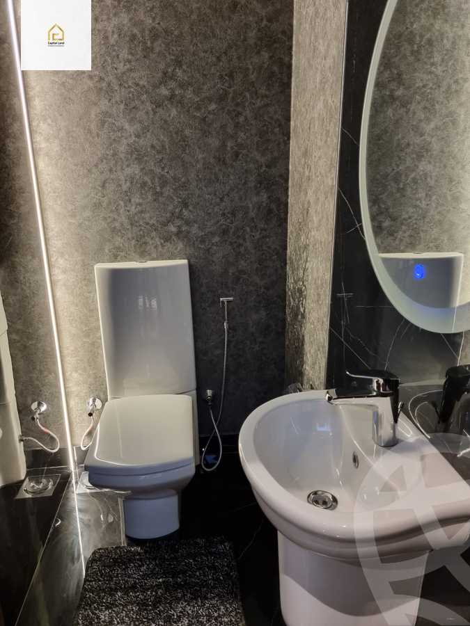 https://aqarmap.com.eg/en/listing/5877542-for-rent-cairo-new-cairo-compounds-mountain-view-hyde-park