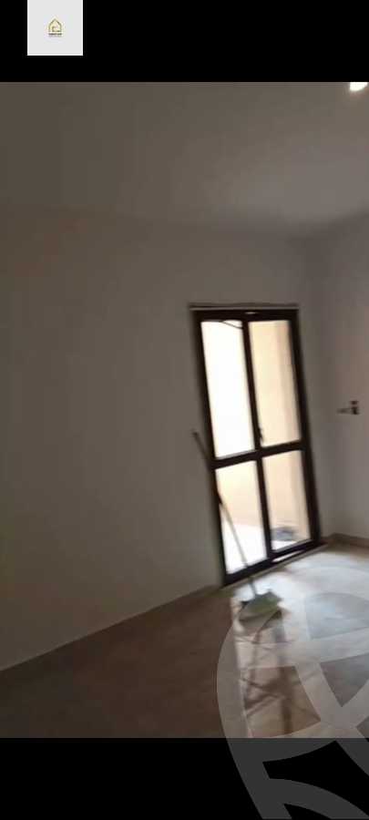 https://aqarmap.com.eg/en/listing/5877697-for-rent-cairo-new-cairo-lrhb-city-phase-5-ibn-al-nafees-st