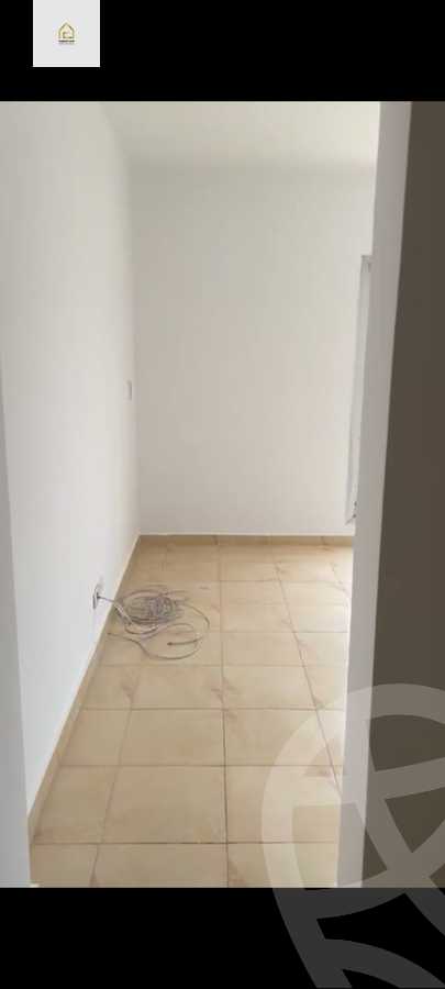 https://aqarmap.com.eg/en/listing/5879934-for-rent-cairo-new-cairo-lrhb-city-mtdd-lrhb-phase-9