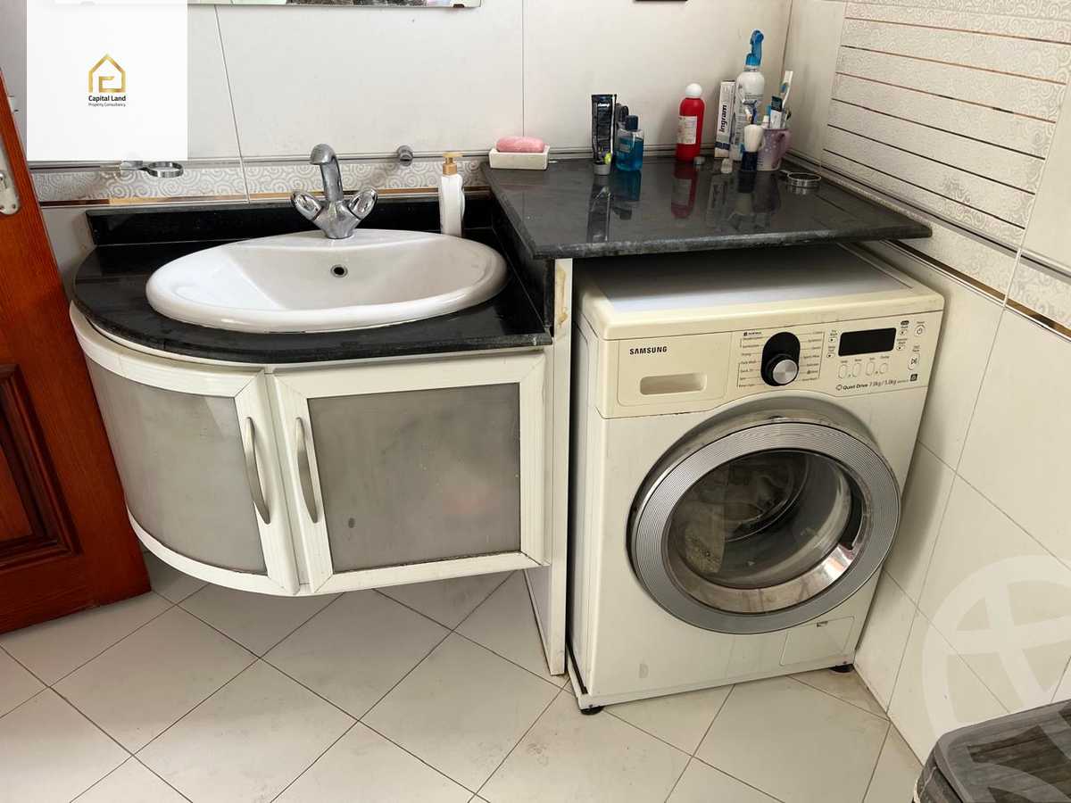 https://aqarmap.com.eg/en/listing/5880323-for-sale-cairo-new-cairo-lrhb-city-phase-2-shr-tl-t-mstfy