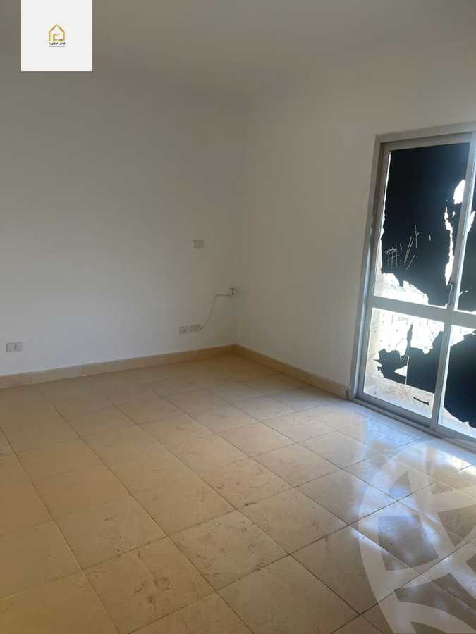 https://aqarmap.com.eg/en/listing/5882743-for-sale-cairo-new-cairo-lrhb-city-mtdd-lrhb-phase-8