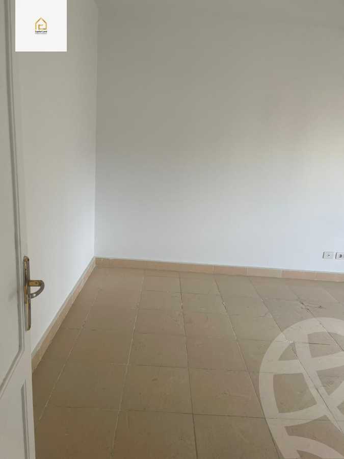 https://aqarmap.com.eg/en/listing/5882743-for-sale-cairo-new-cairo-lrhb-city-mtdd-lrhb-phase-8